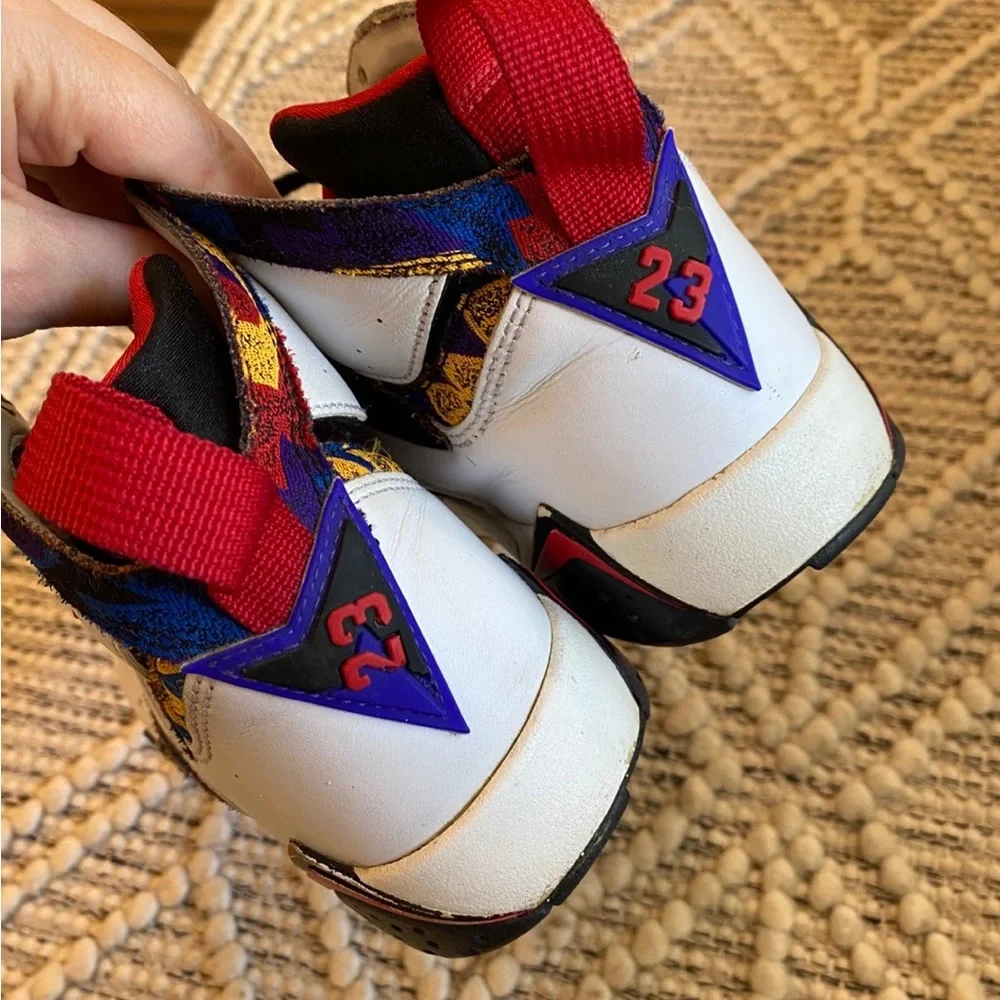 Size 6.5Y - Jordan 7 Retro‎ Sweater 2015